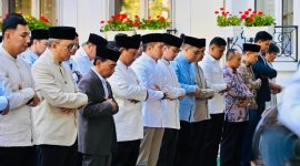 Presiden Republik Indonesia Prabowo Subianto melaksanakan salat sunah Iduladha 1447 Hijriah di Wisma Indonesia, Paris, Prancis, pada Rabu, 27 Mei 2026, bertepatan dengan 10 Zulhijah 1447 Hijriah.   Foto: BPMI Setpres/Laily Rachev