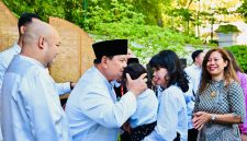 Suasana Hari Raya Iduladha 1447 Hijriah di Wisma Indonesia, Paris, Prancis, terasa penuh kehangatan dan kebersamaan, Rabu (27/5/2026).Foto: BPMI Setpres/Rusman
