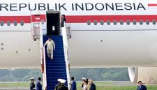 Presiden Prabowo Subianto tiba di Tanah Air pada Sabtu, 30 Mei 2026, melalui Pangkalan TNI AU Halim Perdanakusuma, Jakarta, sekitar pukul 10.00 WIB, usai menyelesaikan rangkaian kunjungan resmi kenegaraan di Paris, Republik Prancis. Foto: BPMI Setpres/Cahyo