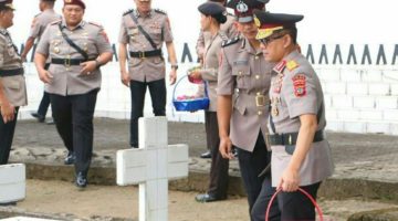 Jelang peringatan Hari Bhayangkara ke-80 Tahun 2026, Polda Sulawesi Utara menggelar ziarah rombongan dan tabur bunga di Taman Makam Pahlawan (TMP) Kairagi, Manado, Rabu (24/6/2026).
