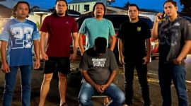 Tim Unit Reaksi Cepat (URC) Resmob Polres Minahasa mengamankan seorang pria berinisial YL (29), warga Desa Parepei, Kecamatan Remboken, terkait dugaan tindak pidana Kekerasan Dalam Rumah Tangga (KDRT), Jumat (12/6/2026) sore.