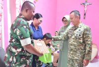Kodam XIII/Merdeka Kunjungi Prajurit Sakit dan Ahli Waris Jelang HUT ke-68