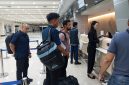 Kantor Imigrasi Kelas I TPI Manado mendeportasi seorang warga negara (WN) Brasil berinisial F.D.A.F. setelah terbukti menyalahgunakan izin tinggal dengan bekerja sebagai awak kapal pesiar (deckhand) menggunakan fasilitas Bebas Visa Kunjungan (BVK).