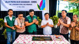 PT PLN (Persero) melalui program Tanggung Jawab Sosial dan Lingkungan (TJSL) meresmikan pembangunan jalan paving blok di ruas Kasamaan–Sembel, Desa Tempang Dua, Kecamatan Langowan Utara, Kabupaten Minahasa.