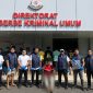 Tim Unit Reaksi Cepat (URC) Resmob Ditreskrimum Polda Sulawesi Utara berhasil mengungkap kasus pengeroyokan dan penikaman yang terjadi di sebuah hotel kawasan Boulevard, Manado, Selasa (2/6/2026) malam.