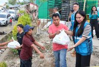 PT PLN (Persero) UP3 Kotamobagu menyalurkan bantuan kemanusiaan kepada warga terdampak banjir bandang di Kecamatan Bolaang, Kabupaten Bolaang Mongondow, Sulawesi Utara, sebagai bentuk kepedulian terhadap masyarakat yang terdampak bencana.
