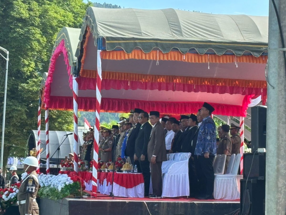 PT PLN (Persero) Unit Pelaksana Pelayanan Pelanggan (UP3) Tolitoli berhasil menjaga keandalan pasokan listrik selama pelaksanaan peringatan Hari Ulang Tahun (HUT) tiga instansi tingkat Provinsi Sulawesi Tengah yang dipusatkan di Kabupaten Tolitoli.