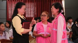 PT PLN (Persero) Unit Induk Distribusi Sulawesi Utara, Sulawesi Tengah, dan Gorontalo (UID Suluttenggo) kembali menunjukkan komitmennya dalam mendukung pembangunan berkelanjutan melalui program Tanggung Jawab Sosial dan Lingkungan (TJSL).