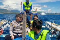 Polsek Pinogaluman bersama Kelompok Pengawas Akses Area Perikanan (PAAP) Perintis Kabupaten Bolaang Mongondow Utara meningkatkan pengawasan di sejumlah Kawasan Larang Ambil (KLA) guna menjaga kelestarian ekosistem laut dan sumber daya perikanan, Minggu (14/6/2026).