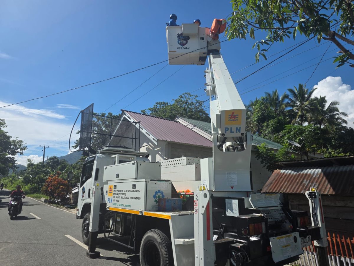 PT PLN (Persero) UP3 Palu bergerak cepat melakukan pemulihan sistem kelistrikan setelah gempa bumi berkekuatan Magnitudo 6,7 mengguncang wilayah Sulawesi Tengah pada Selasa (16/6/2026).