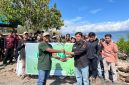 PT PLN (Persero) UP3 Palu menunjukkan komitmennya terhadap pelestarian lingkungan dengan menggelar aksi penanaman 1.000 bibit mangrove dan kegiatan bersih pantai di kawasan Pantai Dupa, Kelurahan Layana, Teluk Palu.
