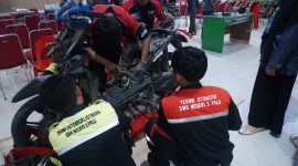 Program Tanggung Jawab Sosial dan Lingkungan (TJSL) PT PLN (Persero) UP3 Palu berhasil mendorong peningkatan kompetensi siswa SMK Negeri 3 Palu di bidang kendaraan listrik.