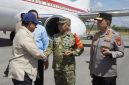 Pangdam XIII/Merdeka Mayjen TNI Mirza Agus menyambut kedatangan Presiden Republik Indonesia, Prabowo Subianto, di Bandar Udara Djalaluddin, Gorontalo, Rabu (24/6/2026).