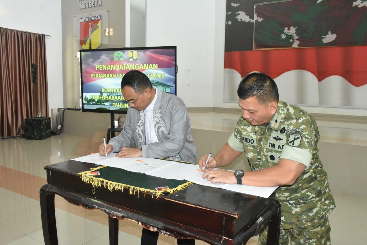Komandan Korem (Danrem) 133/Nani Wartabone Brigjen TNI Hardo Sihotang menandatangani Perjanjian Kerja Sama (PKS) Teknis Pemeliharaan Danau Limboto Tahun Anggaran 2026 bersama Balai Wilayah Sungai (BWS) Sulawesi II Gorontalo, Selasa (2/6/2026).