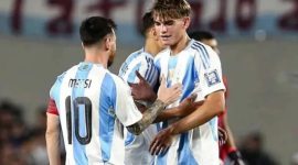 Argentina menutup rangkaian persiapan menuju Piala Dunia 2026 dengan kemenangan meyakinkan 3-0 atas Islandia dalam laga uji coba internasional yang berlangsung di Jordan-Hare Stadium, Auburn, Alabama, Amerika Serikat, Rabu (10/6/2026).