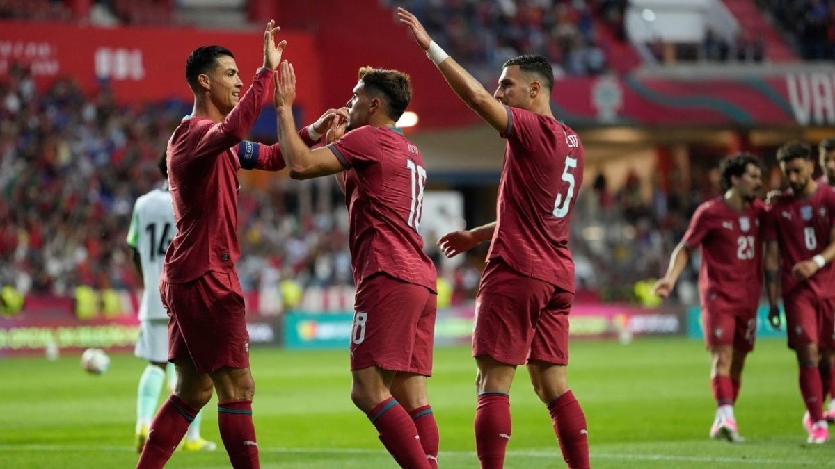 Timnas Portugal meraih kemenangan 2-1 atas Nigeria dalam laga uji coba internasional yang berlangsung di Estadio Dr. Magalhaes Pessoa, Leiria, Portugal, Kamis (11/6/2026).