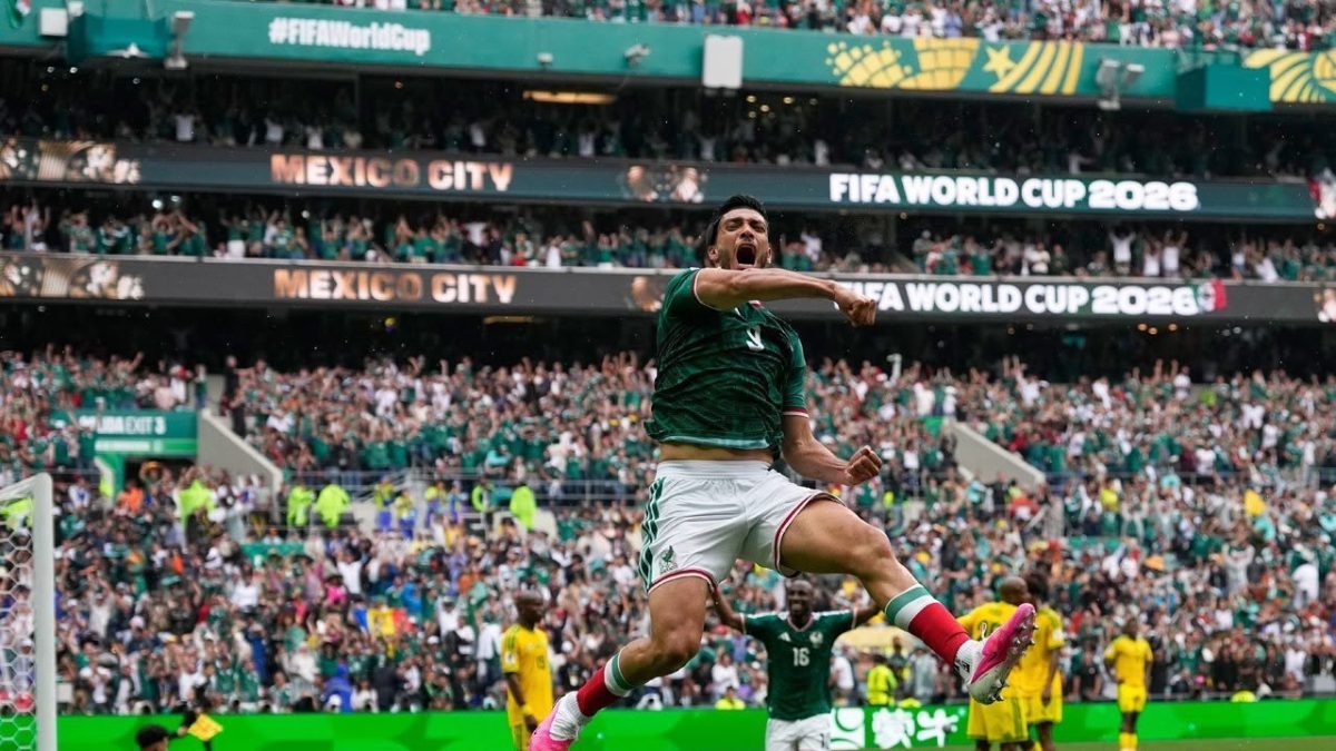 Timnas Meksiko memulai langkahnya di Piala Dunia 2026 dengan hasil positif setelah menundukkan Afrika Selatan 2-1 pada laga perdana Grup A yang berlangsung di Mexico City Stadium, Jumat (12/6/2026).
