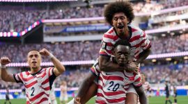 Timnas Amerika Serikat mengawali kiprahnya di Piala Dunia 2026 dengan hasil impresif setelah menundukkan Paraguay 4-1 pada laga perdana Grup D, Sabtu (13/6/2026).