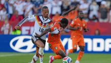 Timnas Jerman memastikan langkah ke babak 32 besar Piala Dunia 2026 setelah meraih kemenangan 2-1 atas Pantai Gading pada laga kedua Grup E di Toronto Stadium, Minggu (21/6/2026).