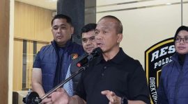 Kapolda Jawa Barat, Irjen Pol Rudi Setiawan saat memberikan keterangan.