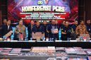 NCB Interpol Indonesia berhasil menangkap buronan Interpol Beijing, Zheng Rongjing, yang diduga terlibat dalam jaringan online scam internasional.
