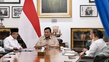 Presiden Prabowo Subianto memanggil Menteri Pendidikan Dasar dan Menengah (Mendikdasmen) Abdul Mu’ti di Istana Merdeka, Jakarta, pada Kamis, 11 Juni 2026. Foto: BPMI Setpres/Cahyo