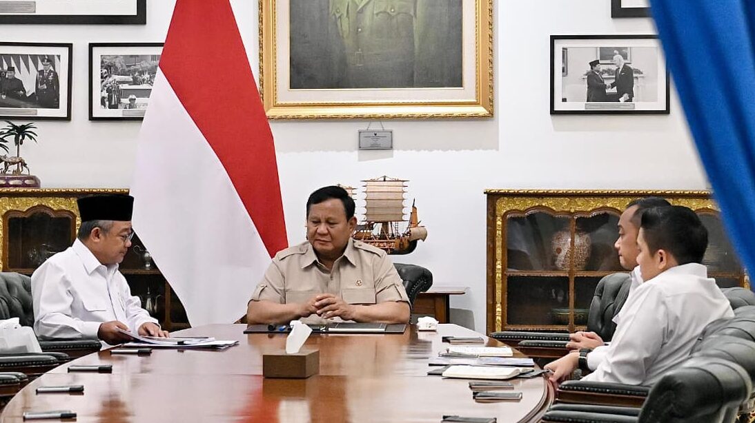 Presiden Prabowo Subianto memanggil Menteri Pendidikan Dasar dan Menengah (Mendikdasmen) Abdul Mu’ti di Istana Merdeka, Jakarta, pada Kamis, 11 Juni 2026. Foto: BPMI Setpres/Cahyo