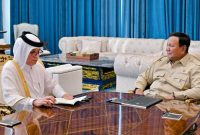 Presiden Prabowo Subianto menerima kunjungan kehormatan Menteri Negara Urusan Luar Negeri Qatar, Sultan bin Saad Al-Muraikhi, di Istana Merdeka, Jakarta, pada Senin, 15 Juni 2026. Foto: BPMI Setpres/Laily Rachev