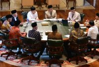 Presiden Prabowo Subianto menerima Menteri dan Wakil Menteri Haji dan Umrah beserta pimpinan DPR RI dan sejumlah anggota Komisi VIII DPR RI di kediaman pribadinya, di Hambalang pada Rabu, 17 Juni 2026. Foto: BPMI Setpres/Muchlis Jr