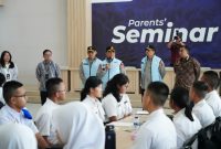 Wakapolri Komjen Pol. Dedi Prasetyo melakukan peninjauan langsung ke Kampus SMA Kemala Taruna Bhayangkara di Gunung Sindur, Kabupaten Bogor, Selasa (21/7/2026).