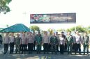 Polres Minahasa Selatan (Minsel) memperkuat sinergi dengan TNI melalui kunjungan silaturahmi ke Markas Secaba Rindam XIII/Merdeka di Kelurahan Pondang, Kecamatan Amurang Timur, Selasa (14/7/2026).