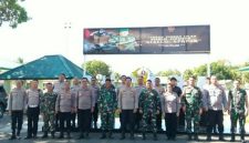 Polres Minahasa Selatan (Minsel) memperkuat sinergi dengan TNI melalui kunjungan silaturahmi ke Markas Secaba Rindam XIII/Merdeka di Kelurahan Pondang, Kecamatan Amurang Timur, Selasa (14/7/2026).