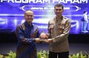 Karo Tekkom Divtik Polri, Brigjen Pol. Indarto (Kanan)