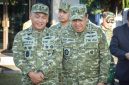 Pangdam XIII/Merdeka Mayjen TNI Mirza Agus, S.I.P., menyambut kedatangan Kepala Badan Logistik Pertahanan (Kabaloghan) Kementerian Pertahanan, Marsdya TNI Yusuf Jauhari, M.Eng., beserta rombongan di Baseops Lanud Sam Ratulangi, Manado, Sabtu (18/7/2026).