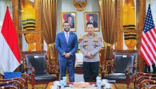 Kapolri menerima kunjungan kehormatan Direktur FBI Kash Patel di Mabes Polri, Jakarta Selatan, Kamis (23/7/2026).