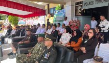 Lembaga Pemasyarakatan (Lapas) Perempuan Kelas IIB Manado menghadiri Upacara Peringatan Hari Bhayangkara ke-80 yang digelar di Markas Polres Tomohon, Rabu (1/7/2026).