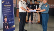 Kantor Wilayah Direktorat Jenderal Imigrasi Sulawesi Utara menerima penyerahan dua warga negara (WN) Filipina dari KODAERAL VIII Manado yang diduga memasuki wilayah Indonesia tanpa dokumen perjalanan yang sah.