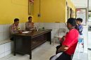 Personel Polsek Likupang, Polres Minahasa Utara, bergerak cepat menangani keributan antar pelajar yang terjadi di Terminal Desa Likupang Dua, Kecamatan Likupang Timur, Kamis (23/7/2026).