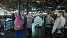 Demo Pedagang Pasar Bersehati Dikawal Ketat Polisi