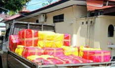 TNI-Polri Gagalkan Penyelundupan 2.900 Kosmetik Ilegal di Perairan Sangihe