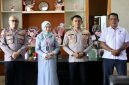 Kapolres Kepulauan Talaud AKBP Dwi Yatmoko mulai memperkuat koordinasi dengan lembaga penegak hukum melalui kunjungan kerja perdana ke Pengadilan Negeri (PN) Melonguane, Rabu (29/7/2026).