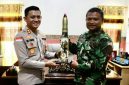 Kapolres Kepulauan Talaud AKBP Dwi Yatmoko melakukan kunjungan kerja ke Markas Kodim 1312/Talaud untuk mempererat koordinasi dalam menjaga keamanan dan ketertiban masyarakat (kamtibmas), Rabu (29/7/2026).
