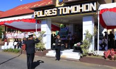 Polres Tomohon Gelar Upacara Peringati HUT Bhayangkara ke-80