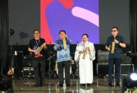 Gubernur Sulawesi Utara, Mayjen TNI (Purn) Yulius Selvanus, SE,(tengah) dalam acara Opening Ceremony Pesta Seni Remaja (PSR) Sinode GMIM Tahun 2026 di Aula Mapalus, Kantor Gubernur Sulawesi Utara, Selasa (28/7/2026).