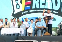 Gubernur Sulawesi Utara Mayjen TNI (Purn) Yulius Selvanus memberikan sambutan dalam Perkemahan Regional Pemuda dan Remaja GPdI Sulawesi Utara 2026 di Desa Pinilih, Kabupaten Minahasa Utara, Senin (29/6/2026). (Ist)