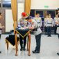 Kapolri Jenderal Pol. Listyo Sigit Prabowo memimpin upacara serah terima jabatan (sertijab) enam Kepala Kepolisian Daerah (Kapolda) di Rupattama Mabes Polri, Jakarta, Sabtu (4/7/2026).