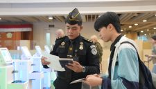 Direktorat Jenderal Imigrasi mencatat Penerimaan Negara Bukan Pajak (PNBP) dari sektor visa mencapai Rp2,81 triliun pada semester I 2026.