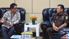 PT PLN (Persero) Unit Induk Distribusi Sulawesi Utara, Sulawesi Tengah, dan Gorontalo (UID Suluttenggo) memperkuat sinergi dengan Kejaksaan Tinggi Gorontalo guna mendukung pembangunan infrastruktur kelistrikan.