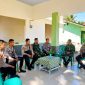 Polsek Urban Kaidipang menggelar silaturahmi ke Koramil 1303 Kaidipang sebagai upaya memperkuat sinergi antara TNI dan Polri, Selasa (14/7/2026).