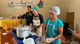 PT PLN (Persero) melalui Unit Induk Distribusi (UID) Sulawesi Utara, Sulawesi Tengah, dan Gorontalo (Suluttenggo) memperkuat komitmennya dalam mendorong kemandirian ekonomi masyarakat melalui program Tanggung Jawab Sosial dan Lingkungan (TJSL).